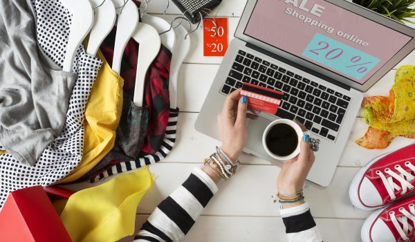 E-Commerce (Fashion)