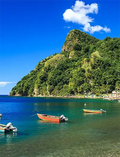 Persian Horizon roseau dominica soufriere bay boats shore