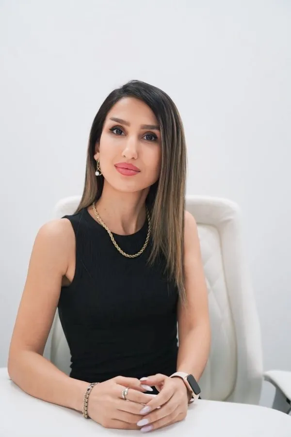 Persian Horizon IMG 4200 1 scaled 2 600x901 1