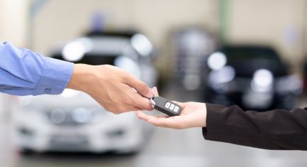 Top-Ten-Things-to-Not-Do-When-Renting-A-Car-luxlive